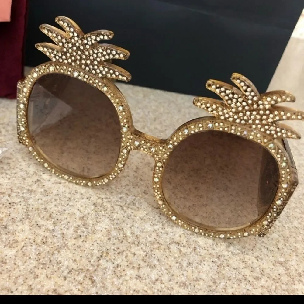 Gucci Rare Hollywood Forever limited edition pineapple ๐ sunglasses ๐ถ - Picture 5 of 11